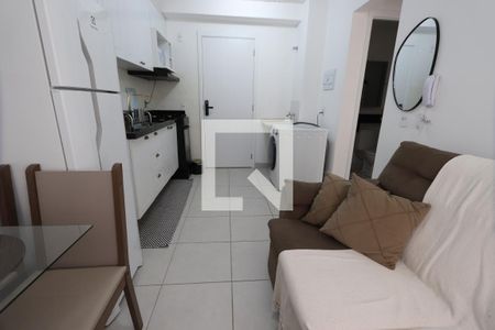 Sala/Cozinha de apartamento para alugar com 2 quartos, 37m² em Vila Graciosa, São Paulo