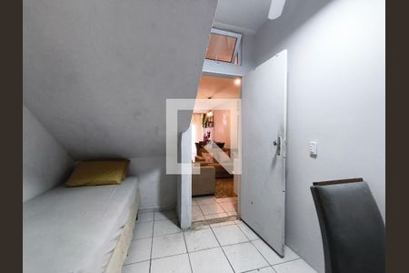 Quarto 1 de casa para alugar com 7 quartos, 150m² em Liberdade, São Paulo
