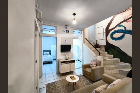 Sala de casa para alugar com 8 quartos, 100m² em Liberdade, São Paulo