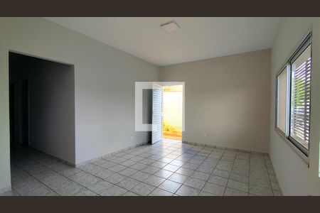 Casa para alugar com 3 quartos, 110m² em Jardim dos Calegaris, Paulínia