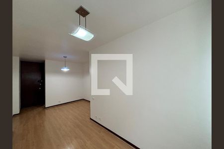 Sala de apartamento à venda com 2 quartos, 71m² em Copacabana, Rio de Janeiro