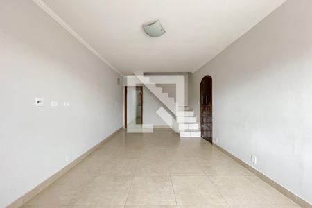 Sala de casa à venda com 3 quartos, 250m² em Vila Osasco, Osasco