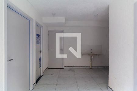 Sala de apartamento para alugar com 2 quartos, 34m² em Parque São Lourenço, São Paulo