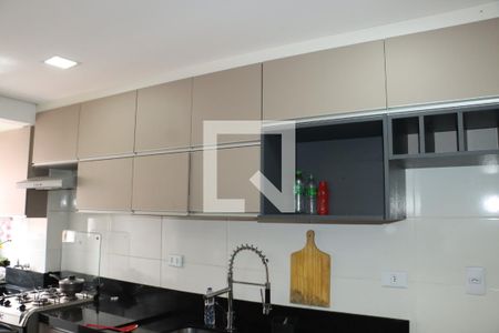 Apartamento para alugar com 2 quartos, 52m² em Jardim Mimas, Embu das Artes
