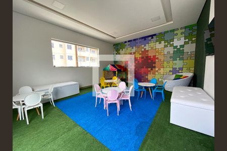 Apartamento à venda com 2 quartos, 49m² em Milionários, Belo Horizonte