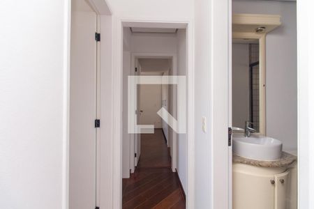 Corredor de apartamento à venda com 4 quartos, 164m² em Vila Mariana, São Paulo