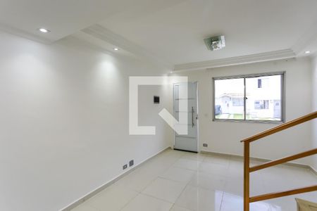 Sala de casa de condomínio para alugar com 2 quartos, 103m² em Campo Limpo, São Paulo