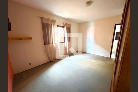 Quarto Suíte 1 de casa para alugar com 2 quartos, 110m² em Vila Barros, Guarulhos