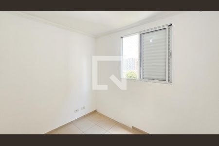 Quarto 1 de apartamento para alugar com 2 quartos, 54m² em Jardim Santa Tereza, Carapicuíba