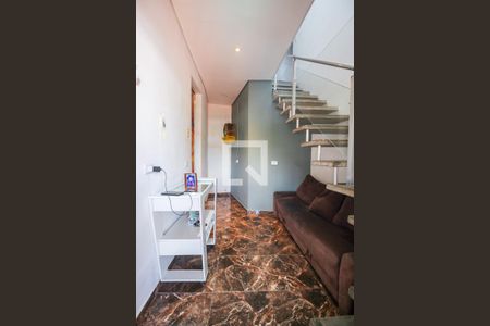 Sala 1 de casa para alugar com 2 quartos, 120m² em Jardim Maria Luiza, Taboão da Serra