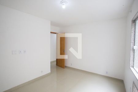 Quarto Suíte de apartamento para alugar com 2 quartos, 66m² em Taquara, Rio de Janeiro