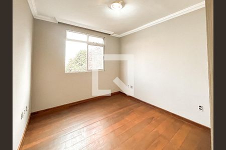 Apartamento para alugar com 3 quartos, 156m² em Serrano, Belo Horizonte