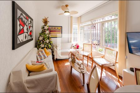 Sala de apartamento à venda com 3 quartos, 110m² em Coração Eucarístico, Belo Horizonte