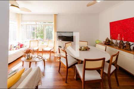 Sala de apartamento à venda com 3 quartos, 110m² em Coração Eucarístico, Belo Horizonte