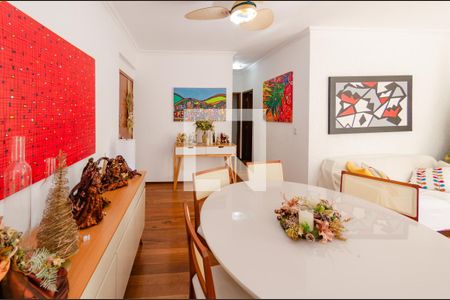 Sala de apartamento à venda com 3 quartos, 110m² em Coração Eucarístico, Belo Horizonte