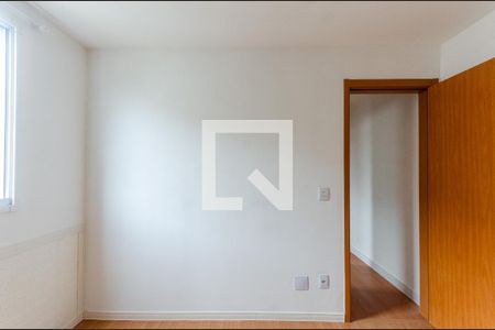 Quarto 1 de apartamento para alugar com 2 quartos, 45m² em Jardim Iris, São Paulo