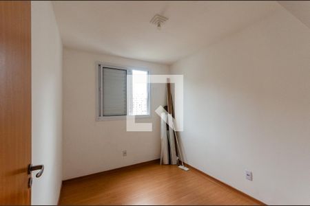 Quarto 2 de apartamento para alugar com 2 quartos, 45m² em Jardim Iris, São Paulo