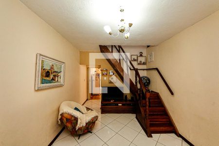 Casa para alugar com 2 quartos, 80m² em Vila Industrial, São Paulo