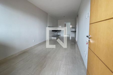 Entrada da sala de apartamento à venda com 2 quartos, 53m² em Sítio do Morro, São Paulo