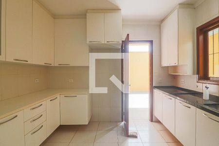 Cozinha de casa para alugar com 3 quartos, 125m² em Jardim Ester Yolanda, São Paulo