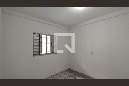 Quarto de casa para alugar com 1 quarto, 50m² em Jardim Ipanema, Ferraz de Vasconcelos
