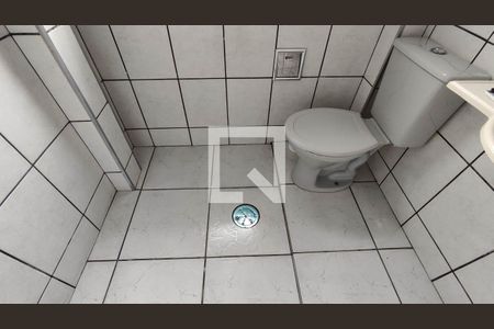 Banheiro de casa para alugar com 1 quarto, 50m² em Jardim Ipanema, Ferraz de Vasconcelos