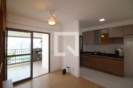 Sala / Cozinha de apartamento para alugar com 2 quartos, 64m² em Parada Inglesa, São Paulo
