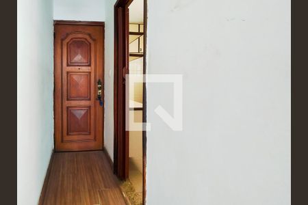 Entrada de apartamento à venda com 2 quartos, 50m² em Maracanã, Rio de Janeiro