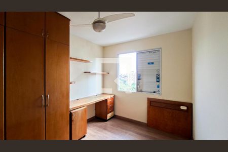 Quarto de apartamento à venda com 4 quartos, 200m² em Palmares, Belo Horizonte