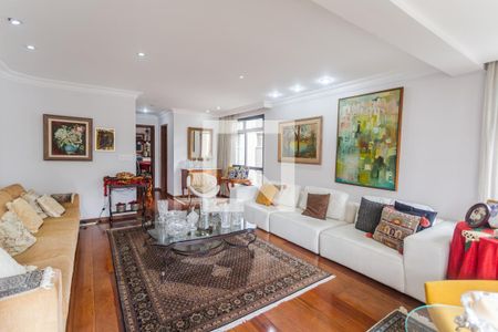 Sala 1 de apartamento para alugar com 4 quartos, 200m² em Lourdes, Belo Horizonte