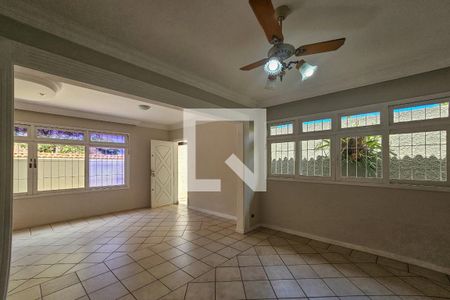 Sala de casa para alugar com 4 quartos, 200m² em Jardim Santa Maria, Guarujá