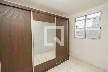 Quarto 1 de apartamento para alugar com 2 quartos, 45m² em Distrito Indutrial Doutor Helio Pentagna Guimarães, Contagem