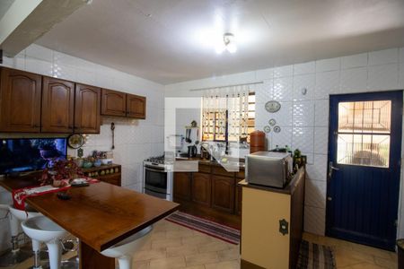 Cozinha de casa à venda com 3 quartos, 100m² em Vila Nova, Porto Alegre