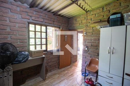 Quarto de Serviço de casa à venda com 3 quartos, 100m² em Vila Nova, Porto Alegre