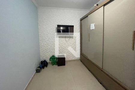 Quarto de casa para alugar com 2 quartos, 50m² em Vila Leopoldina, Duque de Caxias