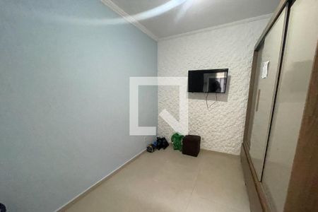 Quarto de casa para alugar com 2 quartos, 50m² em Vila Leopoldina, Duque de Caxias