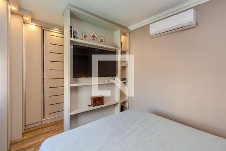 Suíte de apartamento à venda com 3 quartos, 200m² em Santana, Porto Alegre