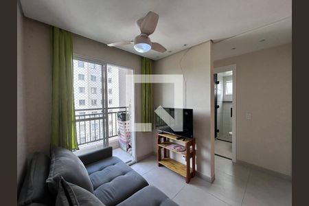 Sala de estar e jantar de apartamento para alugar com 2 quartos, 43m² em Usina Piratininga, São Paulo