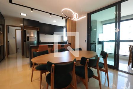 Sala de apartamento para alugar com 3 quartos, 151m² em Jardim Karaíba, Uberlândia