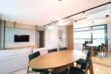 Sala de apartamento para alugar com 3 quartos, 151m² em Jardim Karaíba, Uberlândia