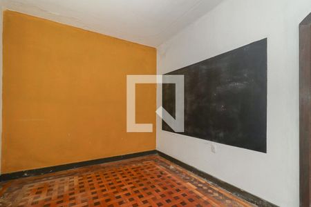 Sala de casa à venda com 4 quartos, 240m² em Petrópolis, Porto Alegre