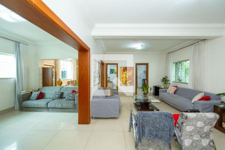 SALA de casa à venda com 4 quartos, 480m² em Prado, Belo Horizonte