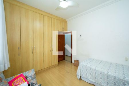 QUARTO1 de casa à venda com 4 quartos, 480m² em Prado, Belo Horizonte