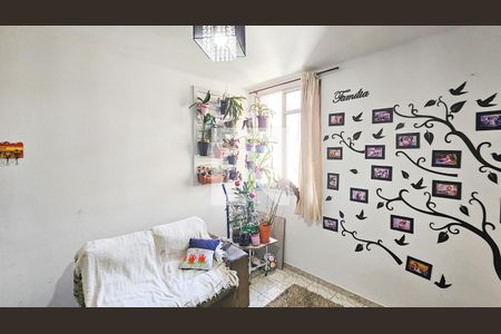 Sala de apartamento à venda com 2 quartos, 57m² em Jardim Roberto, Osasco