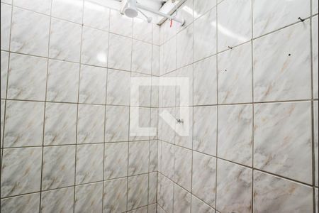 Banheiro da Suíte de casa para alugar com 2 quartos, 125m² em Vila Lutécia, Santo André