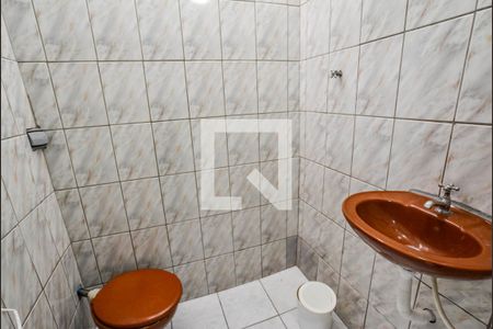 Banheiro da Suíte de casa para alugar com 2 quartos, 125m² em Vila Lutécia, Santo André
