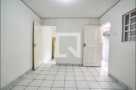 Quarto Suíte de casa para alugar com 2 quartos, 125m² em Vila Lutécia, Santo André