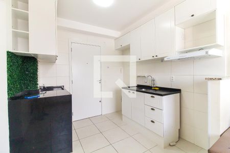 Sala/Cozinha de apartamento para alugar com 2 quartos, 32m² em Vila Nova Curuca, São Paulo