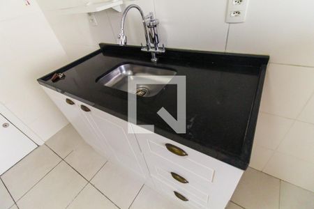 Sala/Cozinha de apartamento para alugar com 2 quartos, 32m² em Vila Nova Curuca, São Paulo