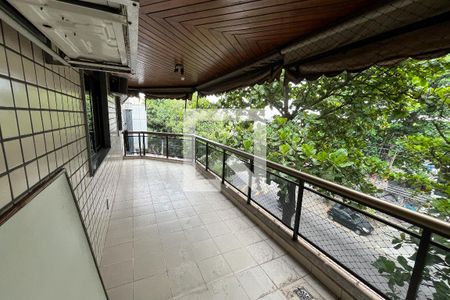Apartamento para alugar com 3 quartos, 108m² em Jardim Carioca, Rio de Janeiro